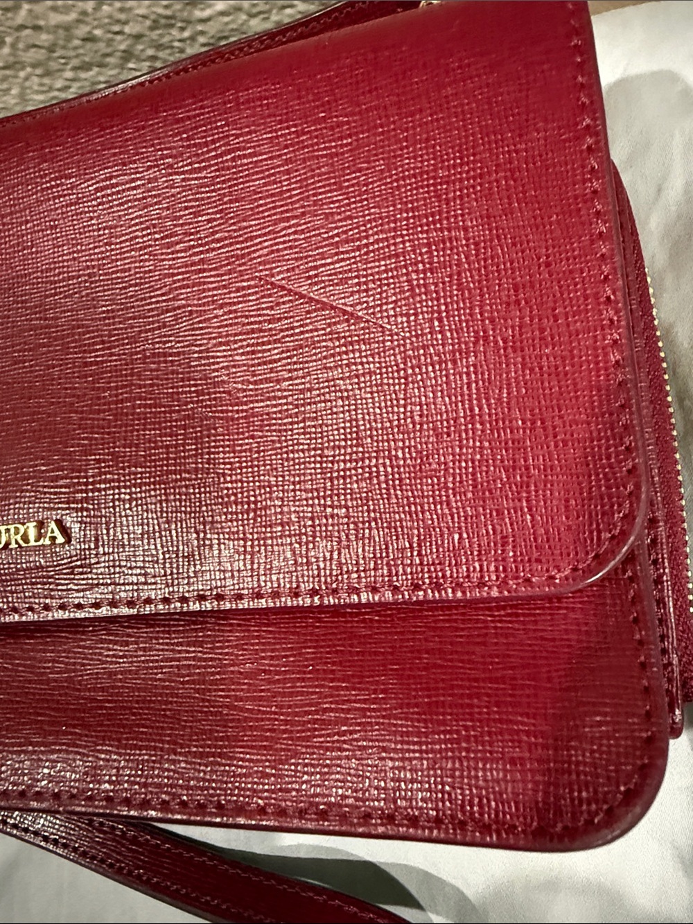 Furla Riva 2 in 1 Separable Wallet & Crossbody Bag Deep Raspberry Pink - Picture 6 of 12